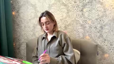 Emily online show from November 14, 2025, 10:47 am