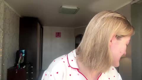 Emily online show from November 24, 2025, 9:31 am