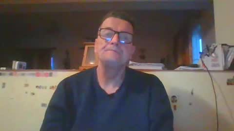 ulmeni4 online show from February 8, 2026, 5:44 am