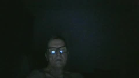 Snapshot of ulmeni7 chatting on June 28, 2026, 9:32 pm ulmeni7 online show from June 28, 2026, 9:32 pm