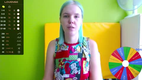 Roxy online show from October 28, 2025, 9:35 am