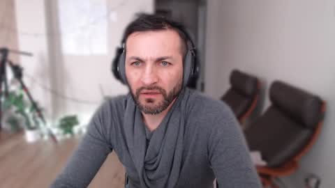 ultratoaster online show from January 21, 2025, 10:08 pm