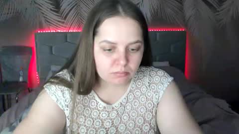 Ulyana online show from February 5, 2025, 3:52 pm