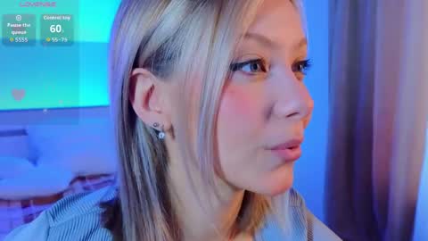 umpa_lummpa_ online show from April 26, 2026, 3:15 am