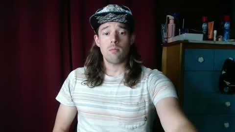 Andrew online show from September 28, 2025, 6:46 pm