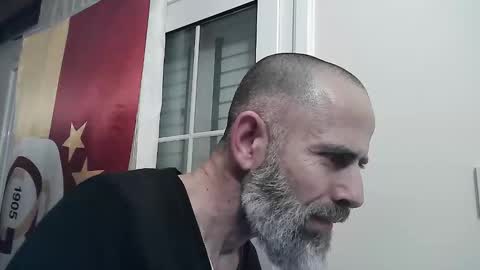 Umutlu003 online show from April 4, 2026, 1:26 am