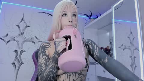 Elle Danielle  online show from February 3, 2025, 3:20 am