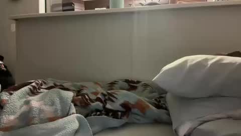 Snapshot of uncutbeard129840 chatting on October 11, 2025, 3:50 am uncutbeard129840 online show from October 11, 2025, 3:50 am