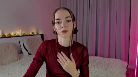 Snapshot of under_the_skin chatting on February 1, 2026, 4:49 pm Under The Skin online show from February 1, 2026, 4:49 pm