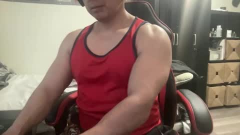 unlobitooenwallstreet online show from April 8, 2026, 8:42 pm