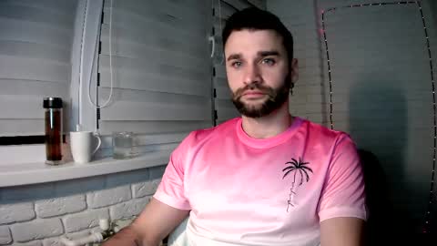Snapshot of unnknow2024 chatting on April 19, 2026, 7:49 pm SlavaVibes online show from April 19, 2026, 7:49 pm