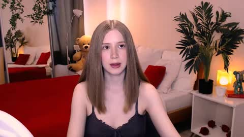 Snapshot of unreal_lady chatting on June 15, 2026, 1:46 pm unreal_lady online show from June 15, 2026, 1:46 pm