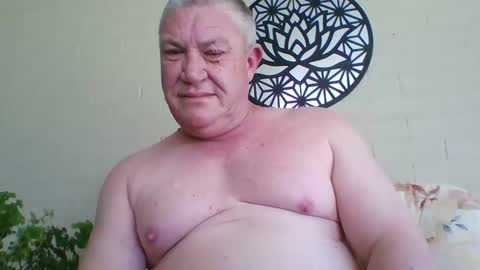 Snapshot of untameddesire69 chatting on February 19, 2025, 2:33 am THICK hard online show from February 19, 2025, 2:33 am
