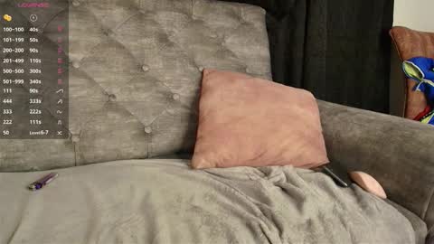 new INSTA   online show from October 25, 2025, 3:36 am