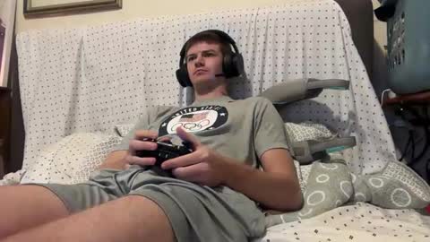 Stepbro online show from March 12, 2025, 11:31 am