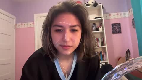 Snapshot of upaydahlia chatting on March 12, 2025, 10:28 pm findom goddess dahlia online show from March 12, 2025, 10:28 pm