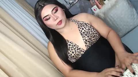 KENDRA CUTIEE online show from January 12, 2026, 2:11 pm