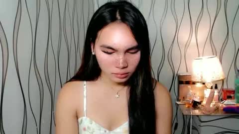 QUEENSY online show from September 30, 2025, 12:37 am