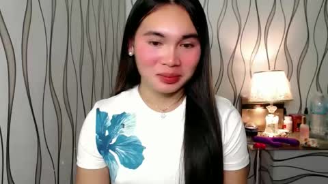 QUEENSY online show from October 13, 2025, 4:34 am