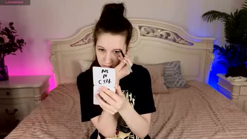 Lera online show from October 1, 2025, 11:16 am