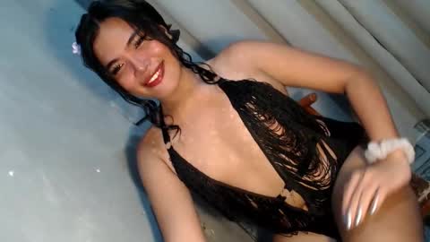 Snapshot of ur_krissyxxx chatting on May 30, 2026, 10:34 am kriss online show from May 30, 2026, 10:34 am