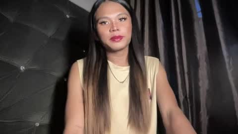 ur_new_obsession online show from May 5, 2026, 9:28 am