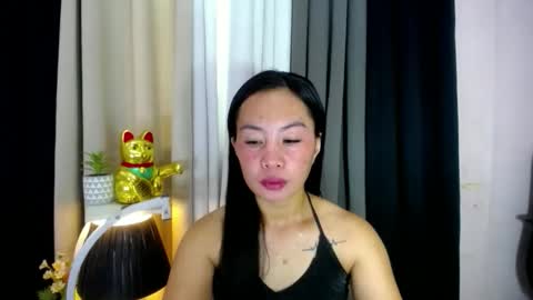 ur_sexy_mommy online show from November 21, 2025, 4:11 am
