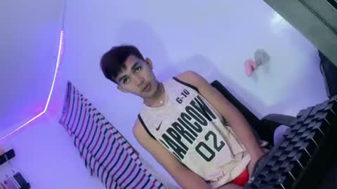 Snapshot of ur_shan21 chatting on May 19, 2026, 6:58 pm ur_shan21 online show from May 19, 2026, 6:58 pm