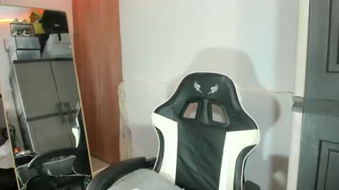 Snapshot of ur_shan21 chatting on May 29, 2026, 7:12 pm ur_shan21 online show from May 29, 2026, 7:12 pm