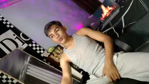 Snapshot of ur_shan21 chatting on July 4, 2026, 5:57 am ur_shan21 online show from July 4, 2026, 5:57 am