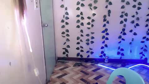 chesca online show from March 5, 2026, 1:12 am