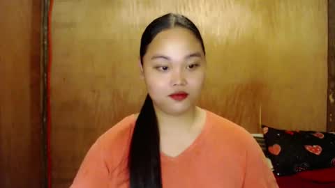 Snapshot of urasian_hotchix69 chatting on December 30, 2024, 7:00 pm Lycah online show from December 30, 2024, 7:00 pm