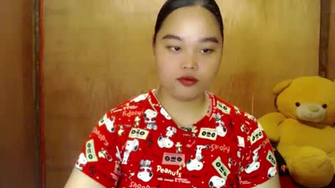 Snapshot of urasian_hotchix69 chatting on February 16, 2025, 7:37 am Lycah online show from February 16, 2025, 7:37 am