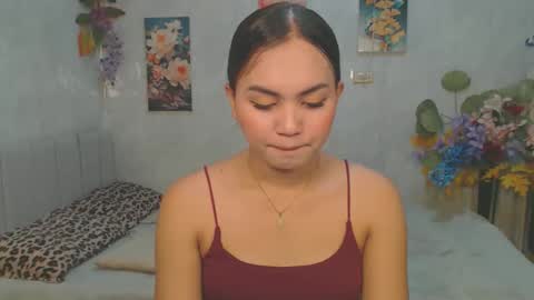 urasian_kat online show from May 9, 2026, 9:47 am