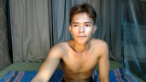 Snapshot of urasian_rey chatting on June 17, 2026, 11:12 am urasian_rey online show from June 17, 2026, 11:12 am