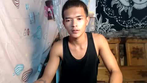Snapshot of urasian_rey chatting on July 12, 2026, 12:40 pm urasian_rey online show from July 12, 2026, 12:40 pm