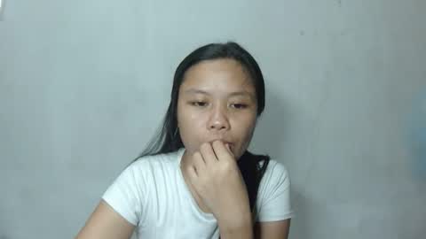 Snapshot of urasianbabecandy4u chatting on April 29, 2026, 5:33 am CINDY online show from April 29, 2026, 5:33 am