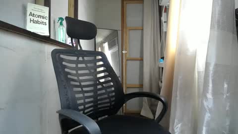 Snapshot of urasiantserika chatting on December 28, 2024, 2:33 am Erika online show from December 28, 2024, 2:33 am