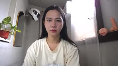 Erika online show from July 28, 2026, 2:40 am