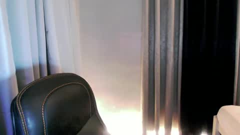 Snapshot of urbaby_anthony chatting on July 10, 2026, 8:22 pm urbaby_anthony online show from July 10, 2026, 8:22 pm