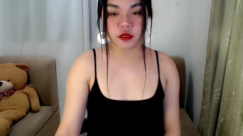 Snapshot of urbitchfantasexx_miles25 chatting on December 24, 2024, 1:17 pm Miles online show from December 24, 2024, 1:17 pm