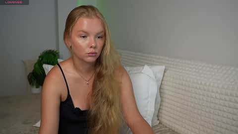 Ksenia Pterson online show from June 7, 2026, 11:30 pm