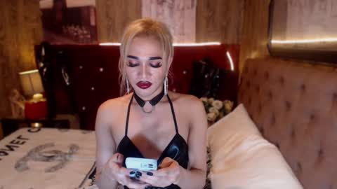 KENDALL online show from January 7, 2025, 2:10 am