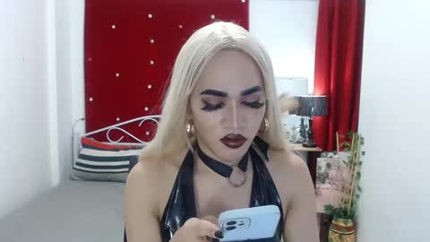 KENDALL online show from February 13, 2025, 7:10 pm