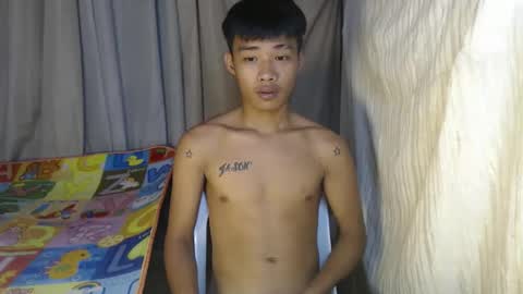 Snapshot of urcutejason chatting on May 15, 2026, 10:44 am jason online show from May 15, 2026, 10:44 am