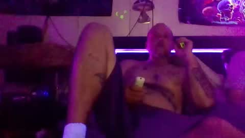 urdaddy875867 online show from April 5, 2026, 5:37 am