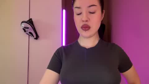 Margo online show from November 9, 2025, 8:12 am