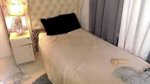 urdream_bride online show from March 9, 2025, 4:16 am