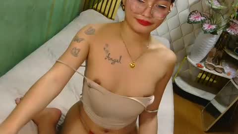 urdream_bride online show from March 8, 2026, 2:04 am