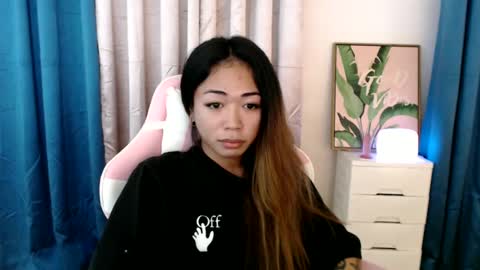 ayumi reacher online show from February 11, 2025, 11:44 pm